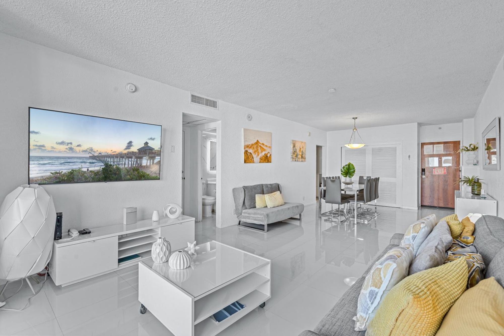 Great Apartment With Beach Access Голливуд Экстерьер фото